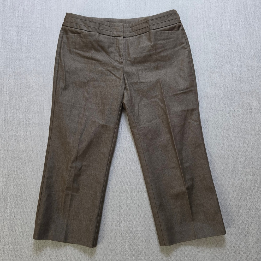New York & Company Capri Pants Women 2 Brown Stretch Straight Leg
